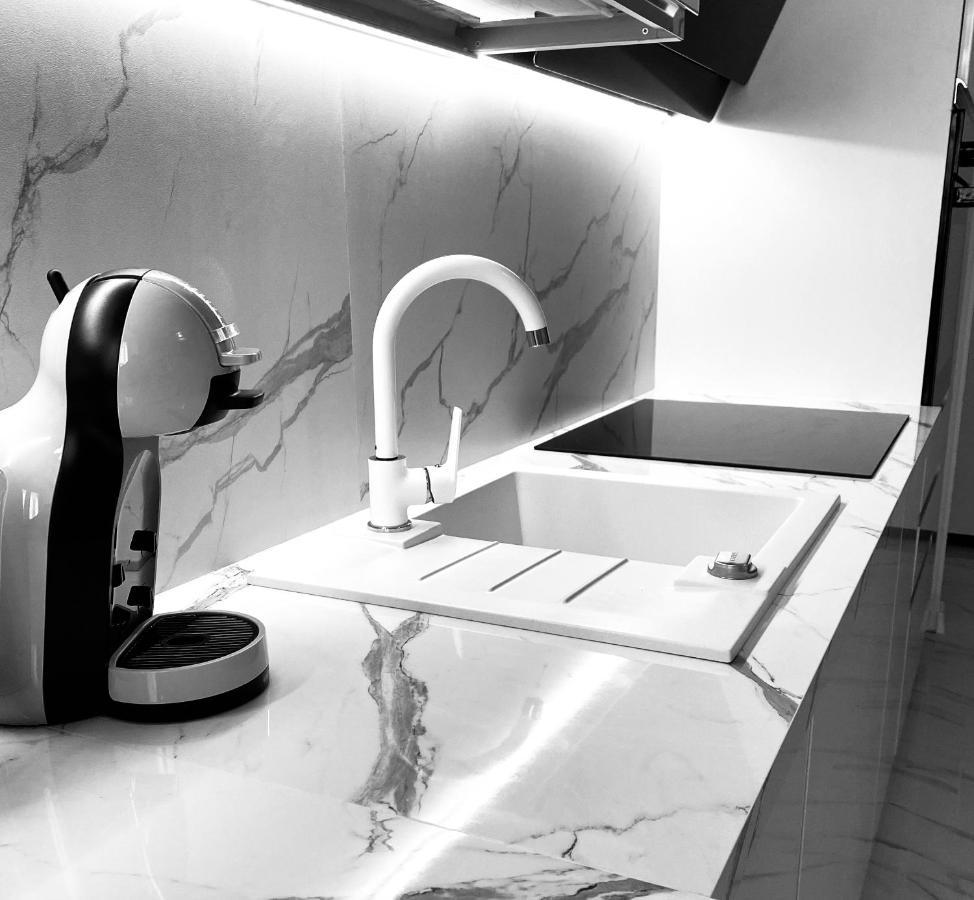 Six Appartement *